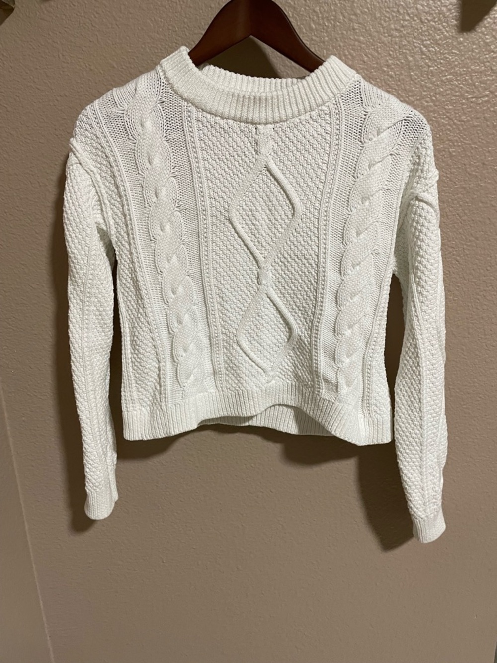 Quine organic cotton Classic Cable Knit White Women's Sweater